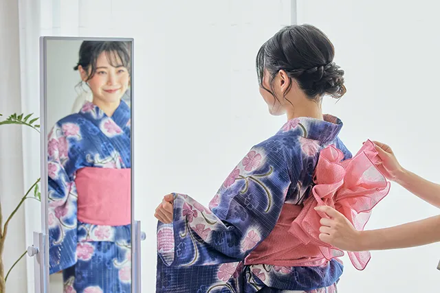 着付けとヘアセットは最短45分で完了！